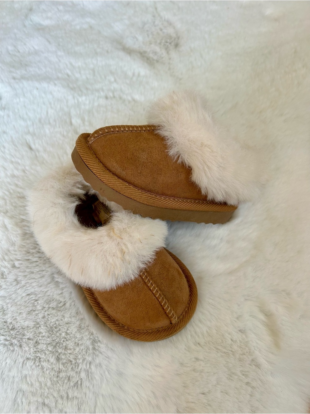 Cat & Jack Kids Cozy Shearling Trim Brown Slip-On Slippers Toddler 5